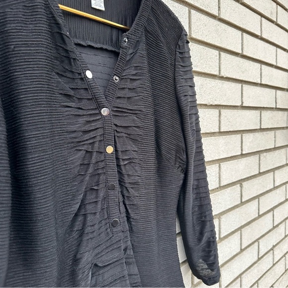 Cache Black Textured Snap Front Tunic Top Size Large Diabolo Nylon Stretch - Picture 6 of 8